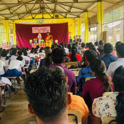 6 වසර සඳහා සිසුන් හාර ගැනීම